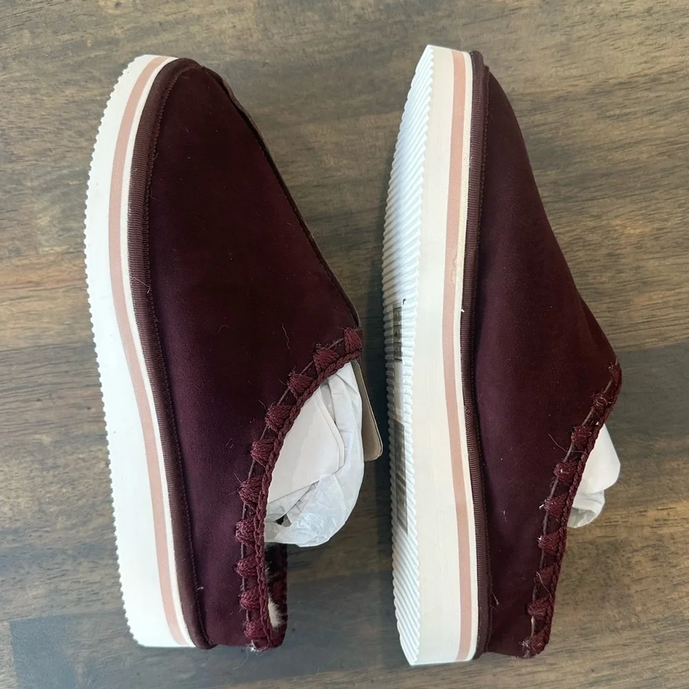 Dolce Vita Hazza Flat - Picture 2 of 4